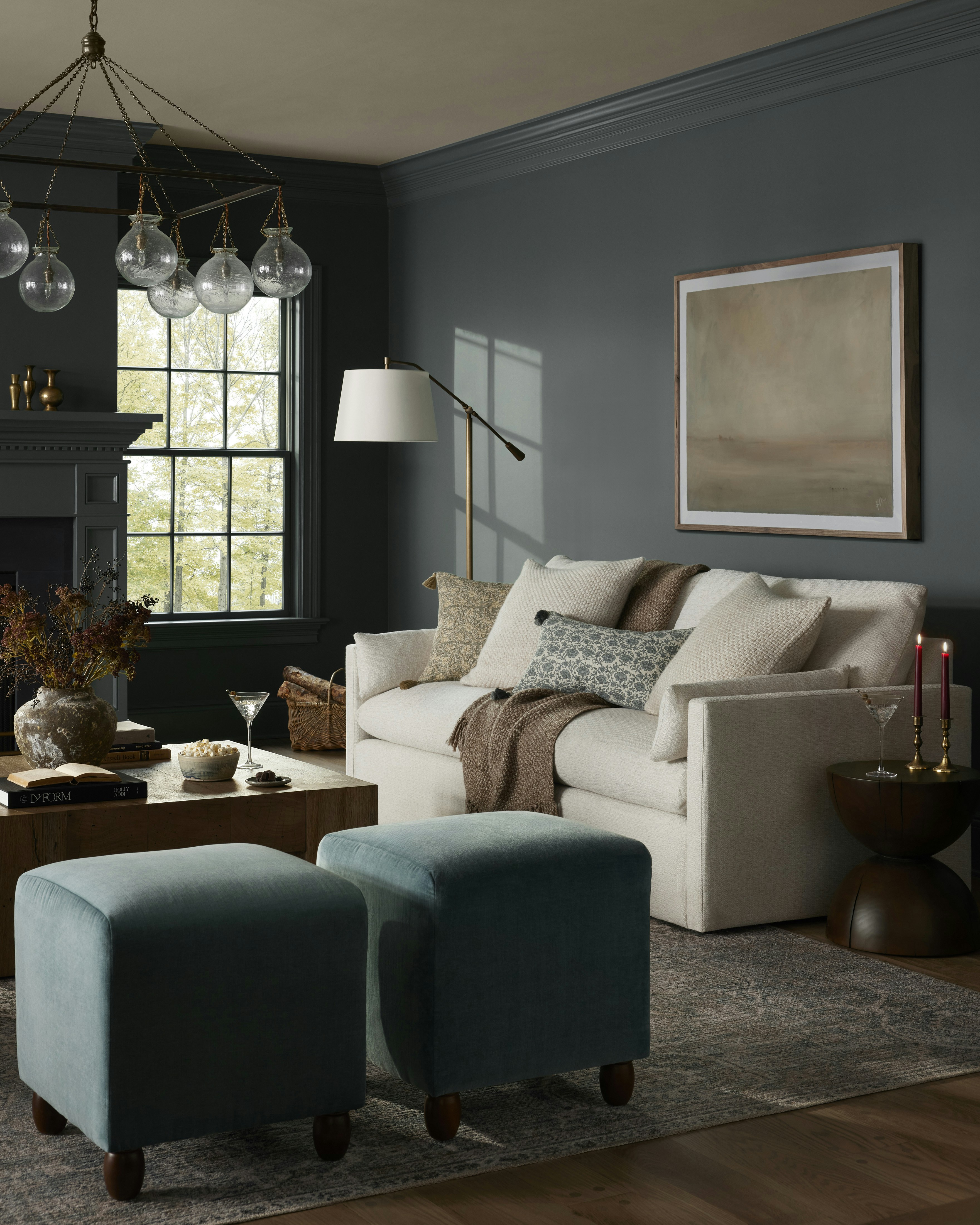 Shown in Luster Ocean Velvet