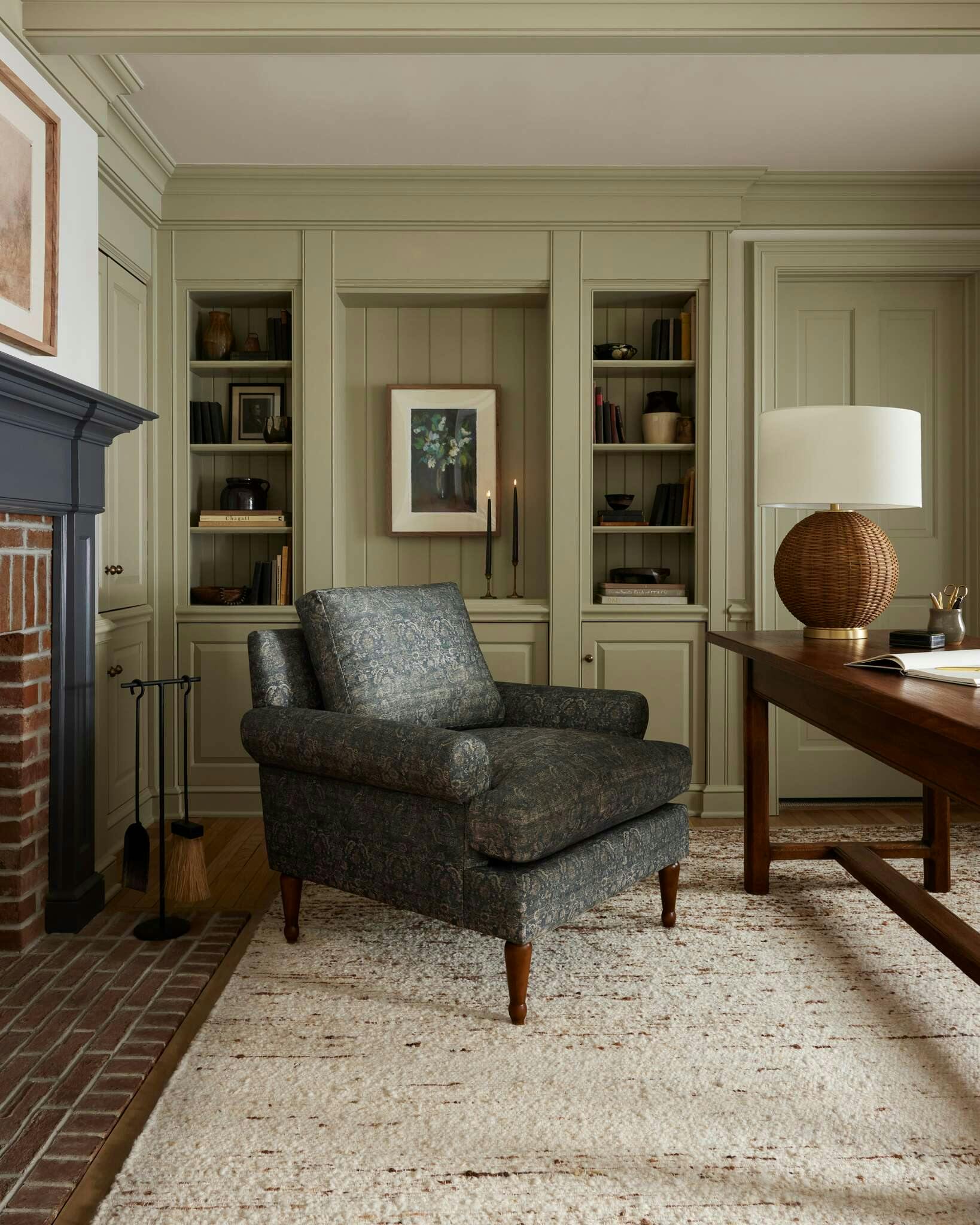 Room vignette featuring Darren Rug and Elston Chair