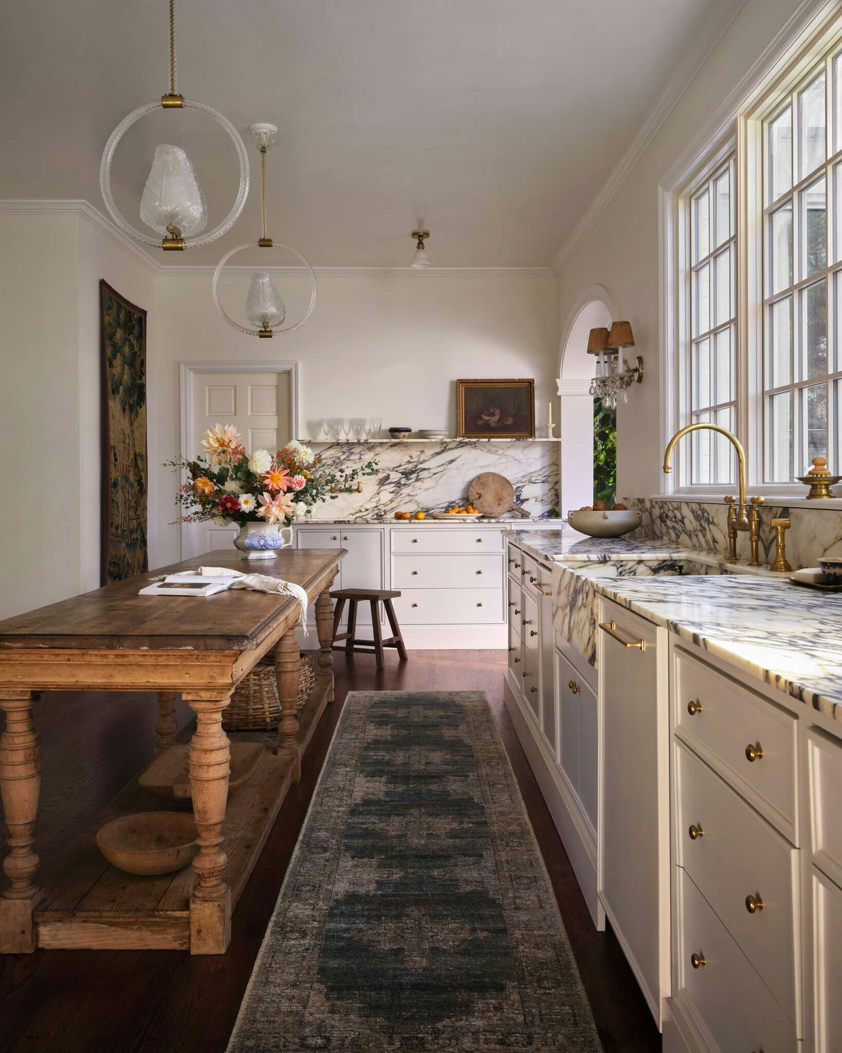 Kitchen featuring Matisa runner rug