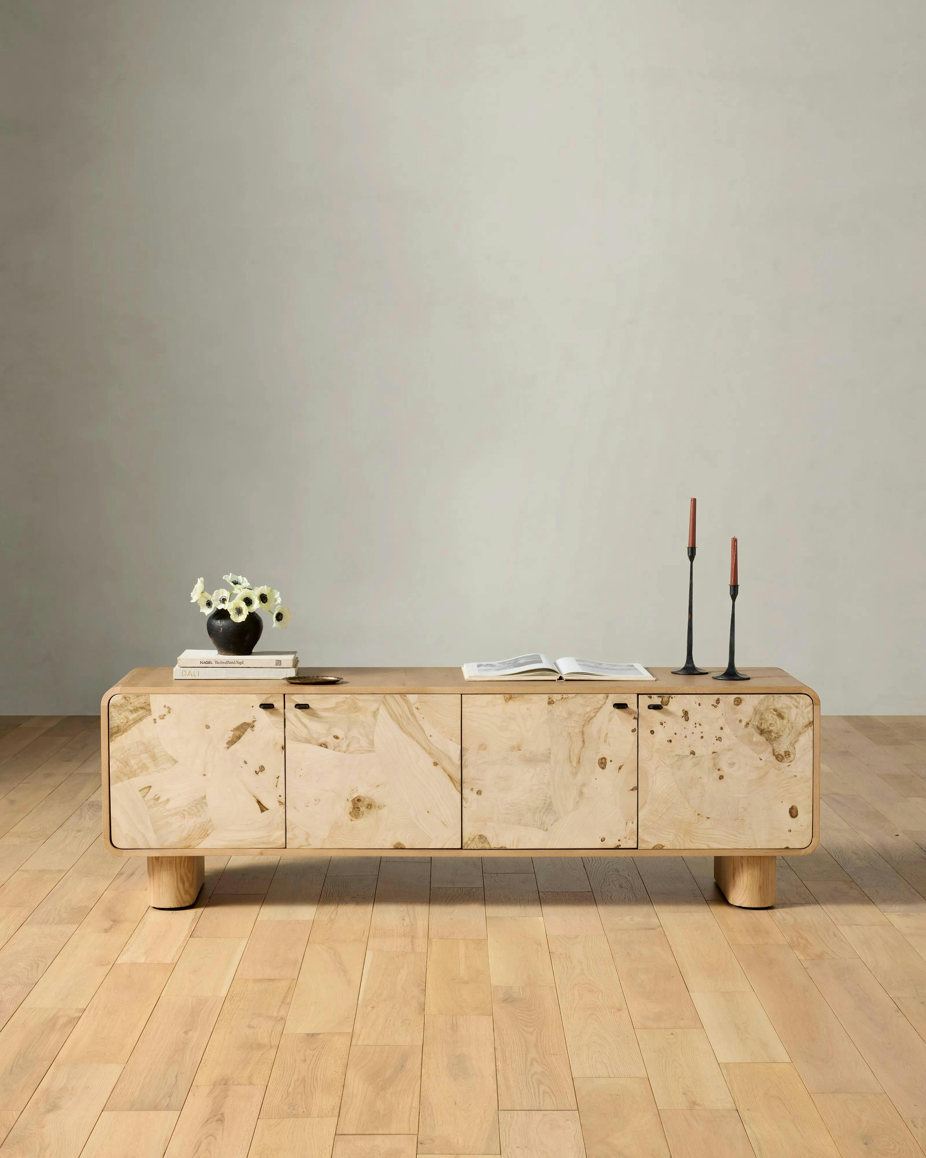 斎藤清「design made in 1954」 Osvaldo Media Console | Joon Loloi